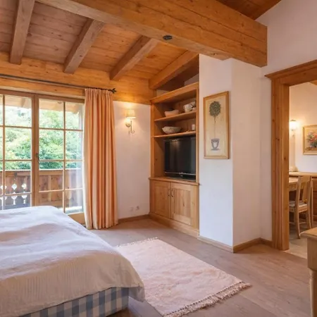 Residenz Lebenberg *